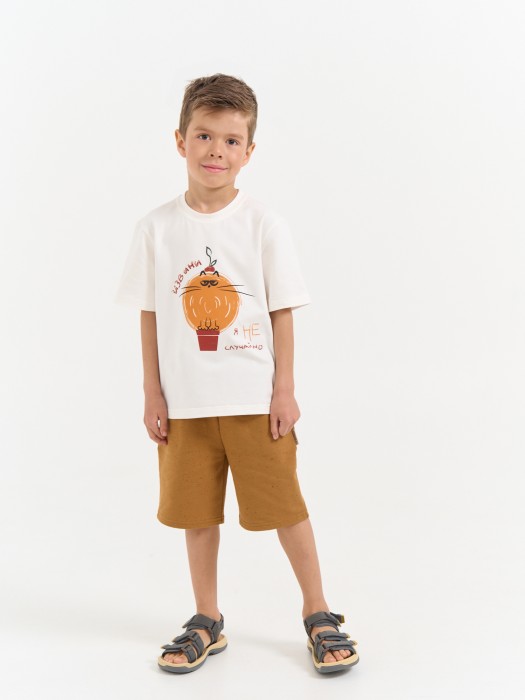 Товар орехового цвета с внутренней стороны