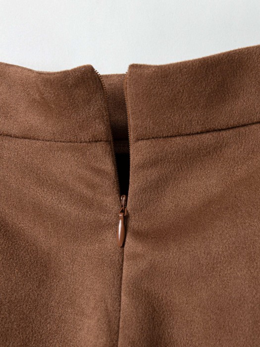 шорты замшевые "корица" для девочки 7+ по цене 1609 руб вид справа