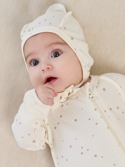 слип с закрытой ножкой "бежевые звезды" 0+ по цене 1799 руб вид справа