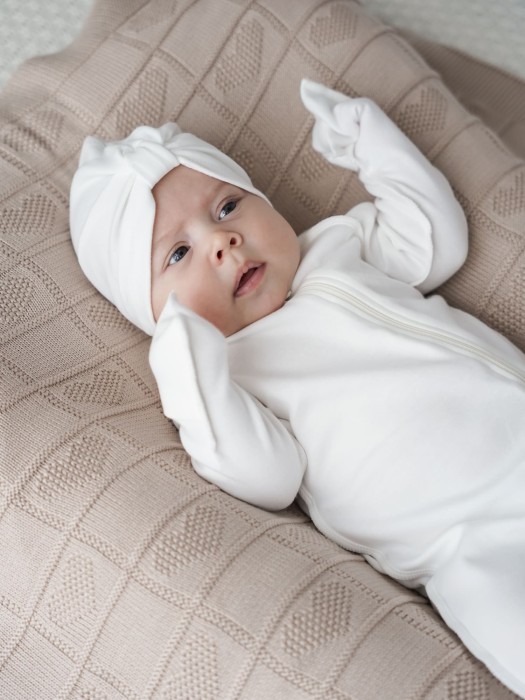 слип с закрытой ножкой "сливки" 0+ от 0 до 12 мес с изнаночной стороны