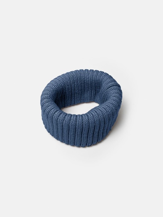 снуд из смесовой шерсти "деним" вертикальная вязка от бренда bungly вид слева
