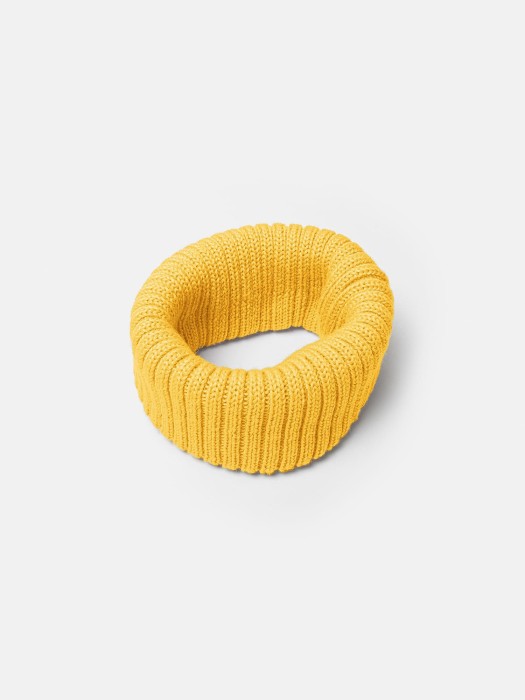 снуд из смесовой шерсти "горчица" вертикальная вязка фотография