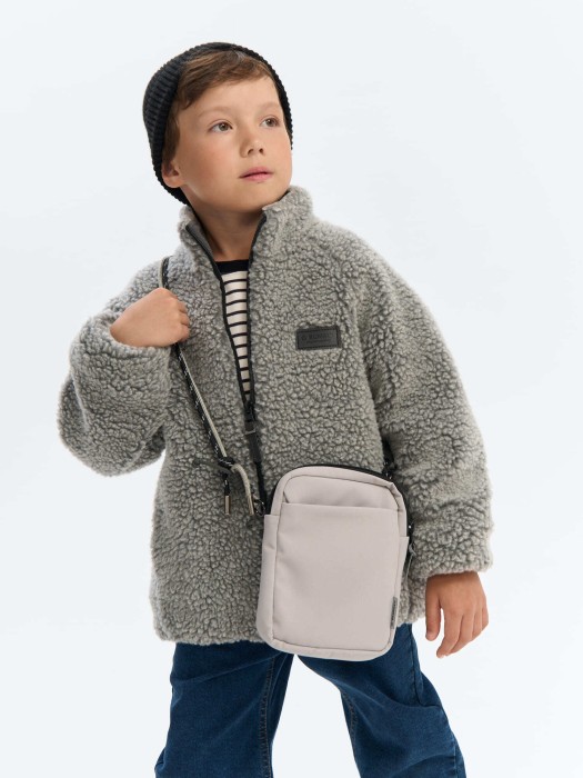 сумка "жемчуг" от бренда bungly вид слева