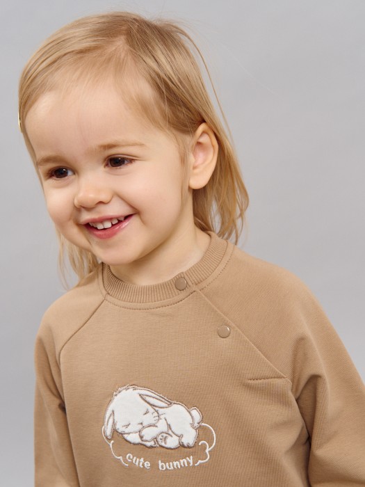 Товар орехового цвета с внутренней стороны