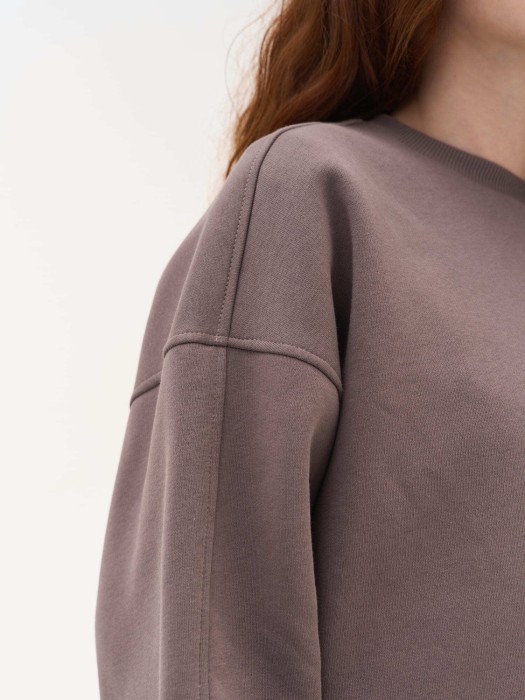 Товар шоколадного цвета с внутренней стороны