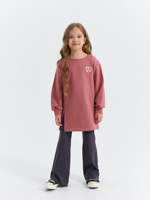 свитшот удлиненный "пепельная роза" от бренда bungly вид слева