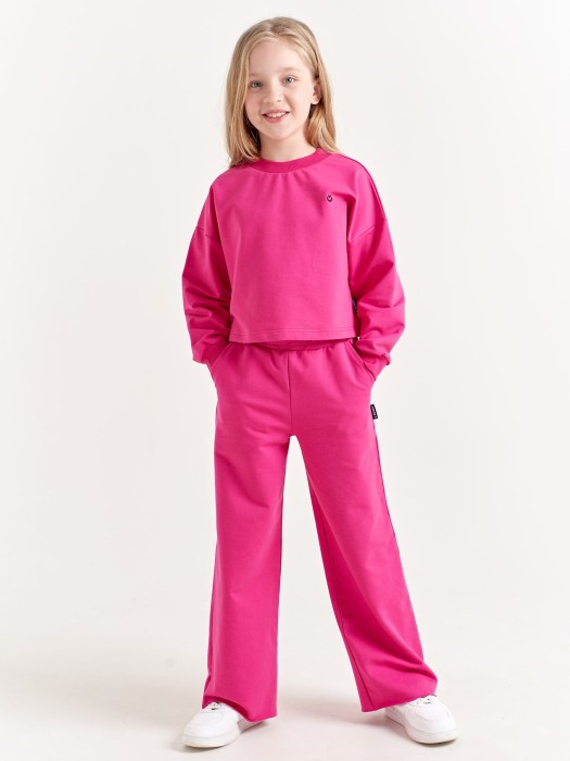 свитшот укороченный облегченный "бабл-гам" 7+ из россии вид сбоку