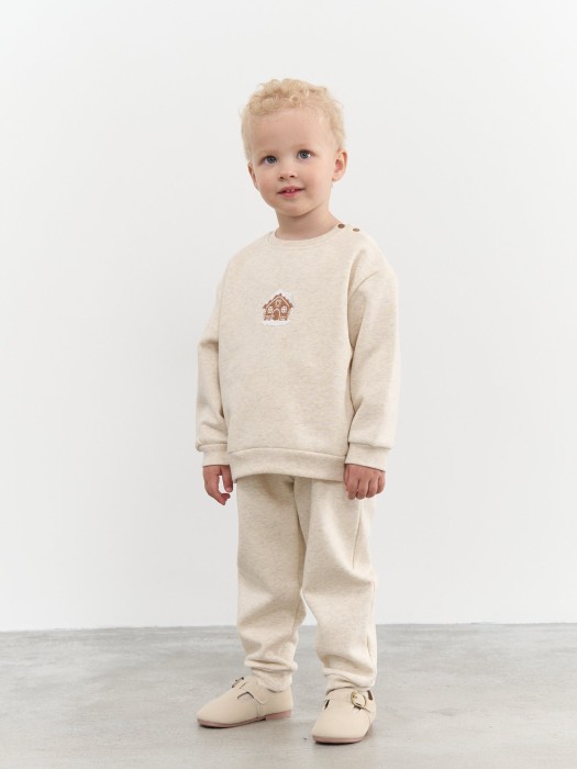 Товар ванильного цвета с внутренней стороны