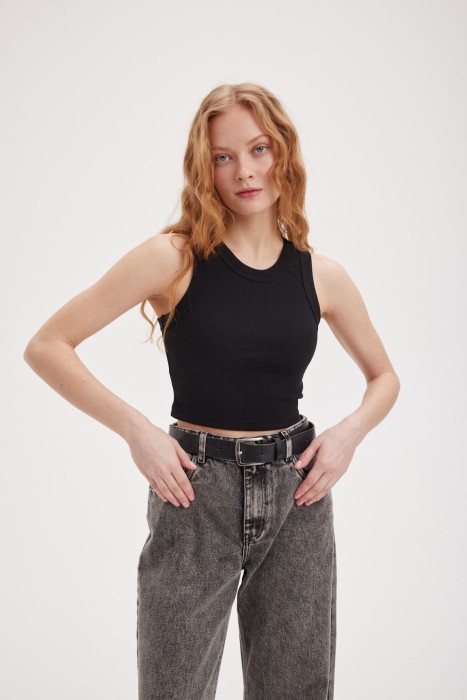 топ халтер укороченный "уголь" женский фотография