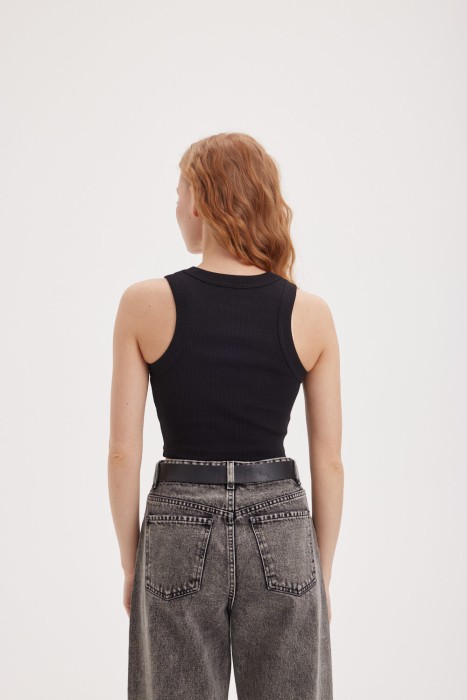 Товар без артикула вид сзади