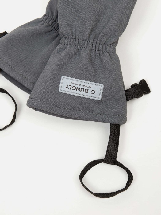 Товар графитового цвета с внутренней стороны