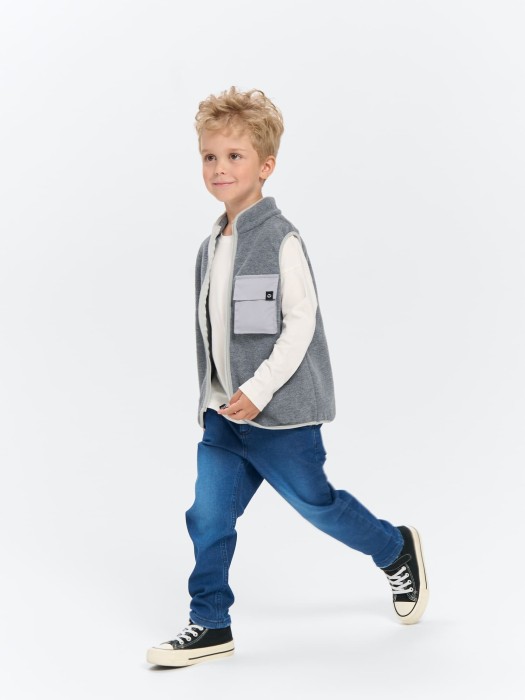 жилет флисовый "серый меланж" из флиса спереди