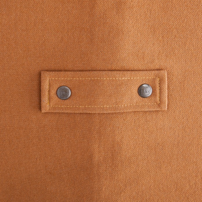 Товар песочного цвета с внутренней стороны