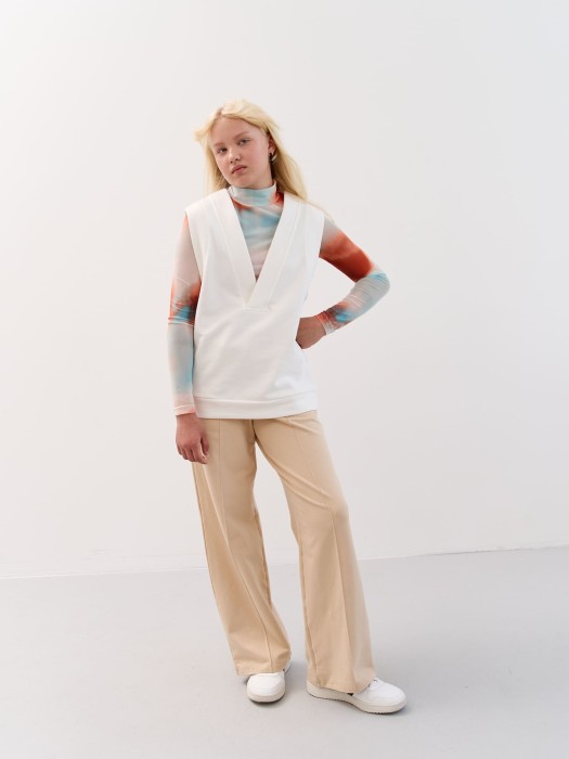 жилет "молоко" подростковый по цене 800 руб вид справа