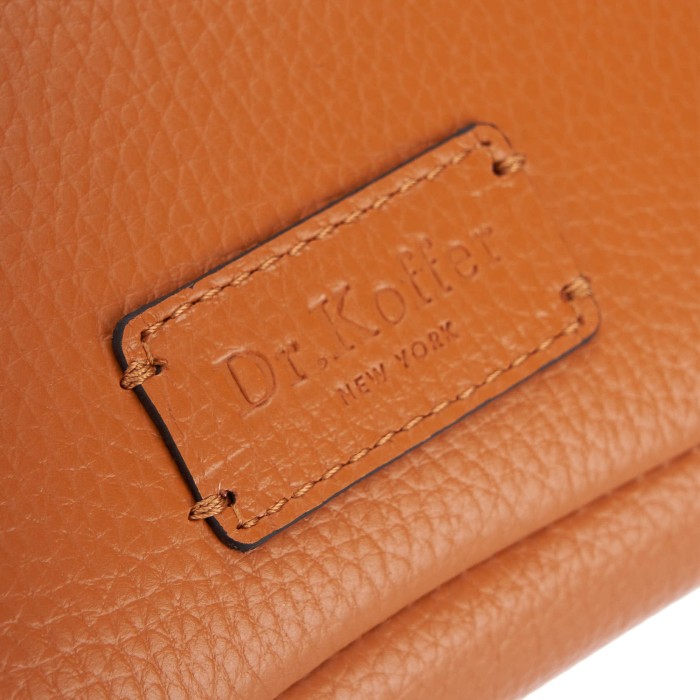 Товар оранжевого цвета с внутренней стороны