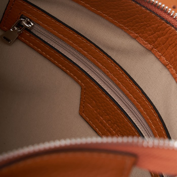 Продукция для женщин фото