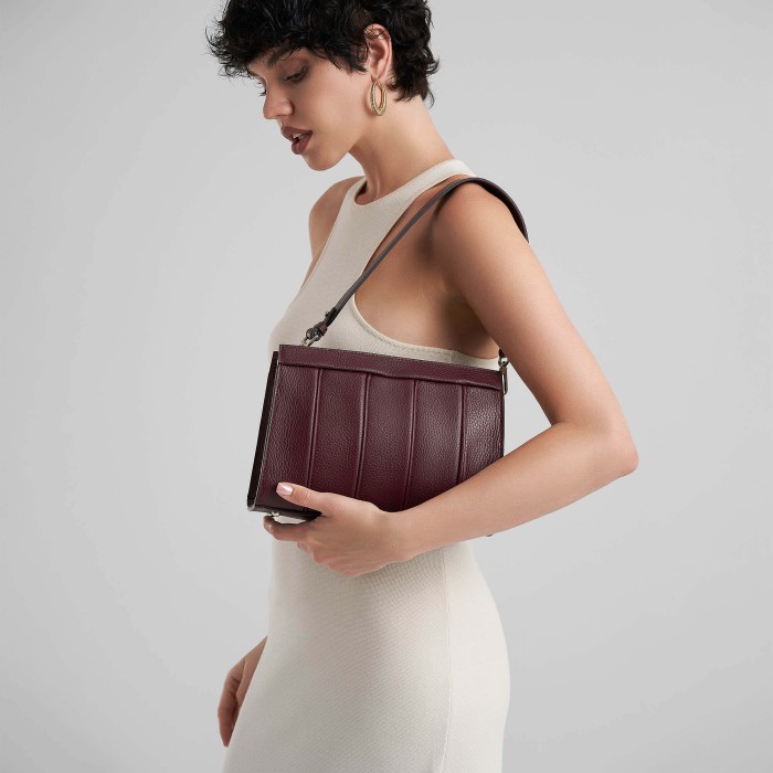 30729s-03 сумка женская по цене 21300 руб вид справа