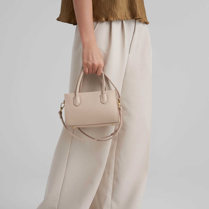 30820s-63 сумка женская для взрослого возраста с изнаночной стороны