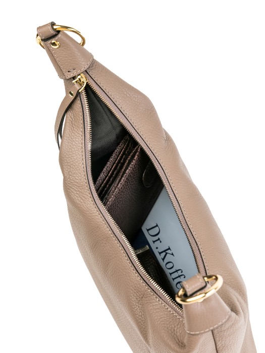 Товар бежевого цвета с внутренней стороны