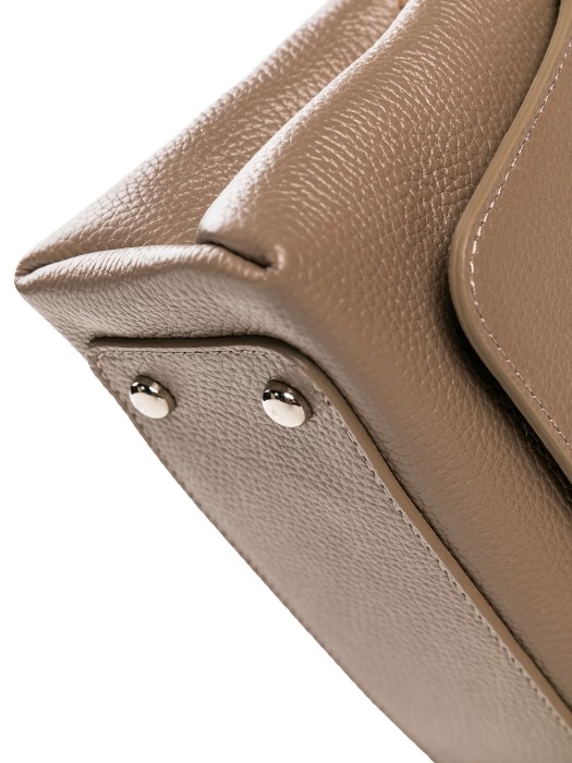 31028b-06 сумка женская универсального стиля с лицевой стороны