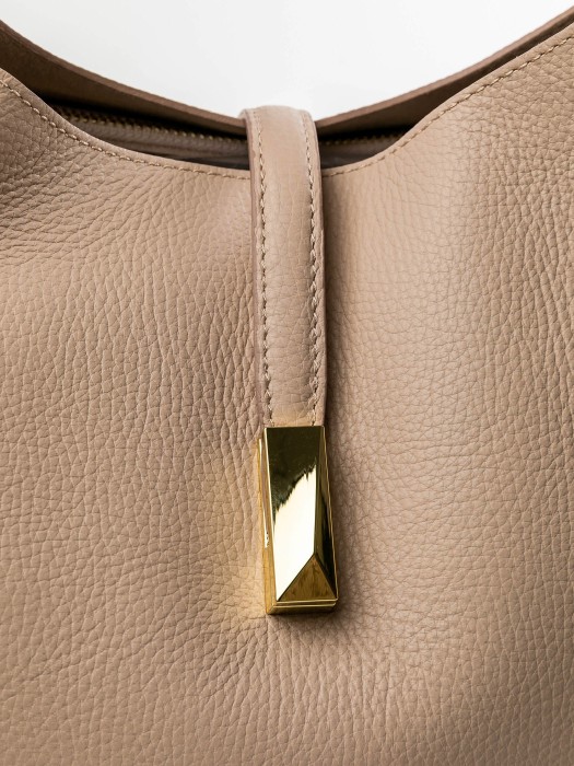 Продукция для женщин фото