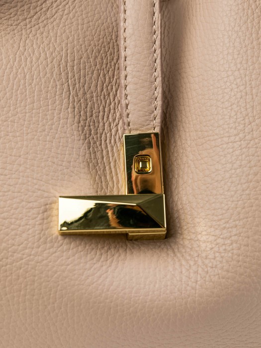 31054s-61 сумка женская повседневного стиля с лицевой стороны