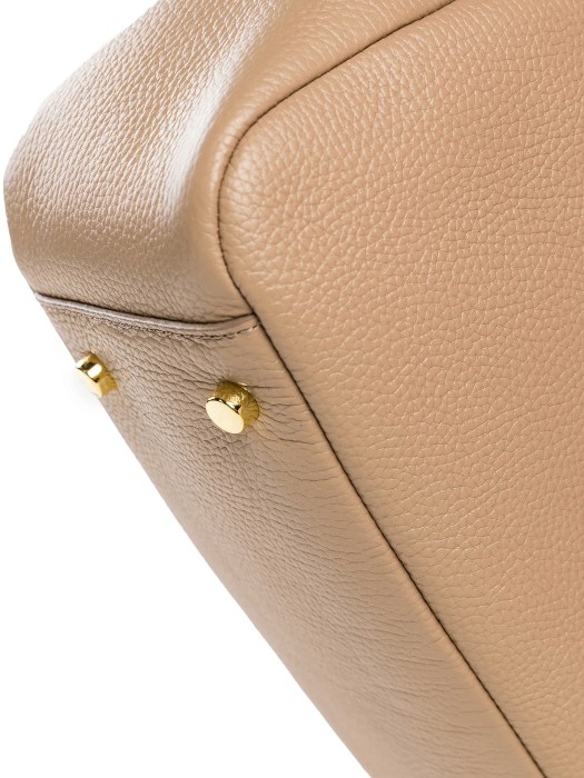 Продукция для женщин фото