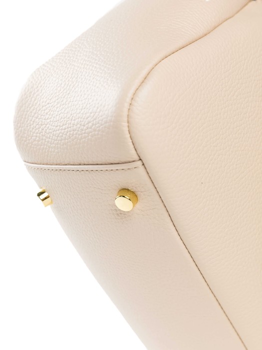 Продукция для женщин фото