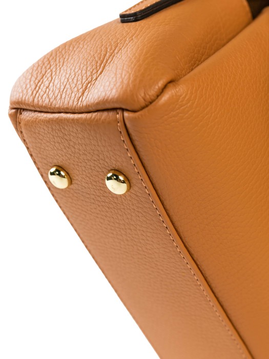 Продукция для женщин фото