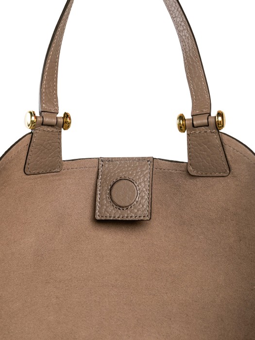 Продукция для женщин фото