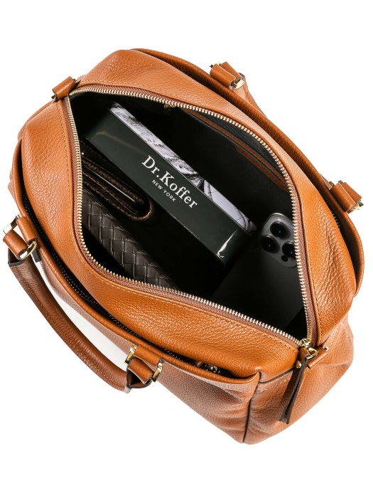 Товар коричневого цвета с внутренней стороны