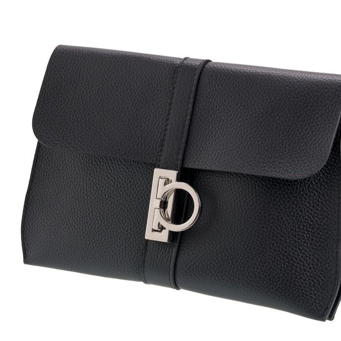 5009s-04_27 сумка женская по цене 18600 руб вид справа