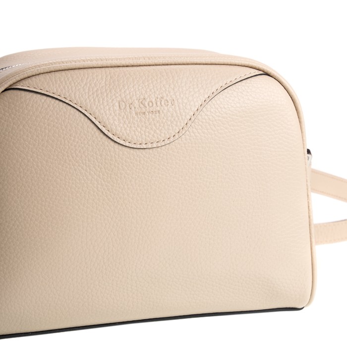 50202s-06 сумка женская по цене 17900 руб вид справа