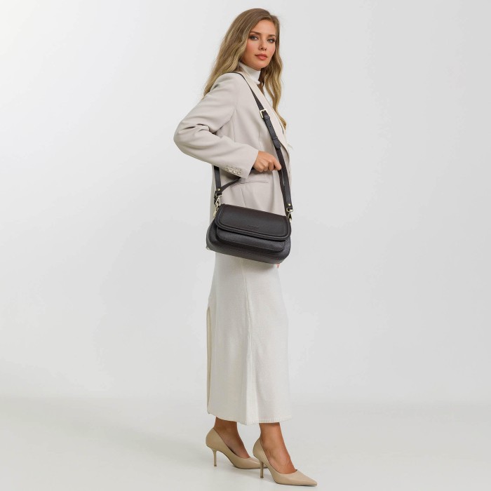 50232s-75 сумка женская для взрослого возраста с изнаночной стороны