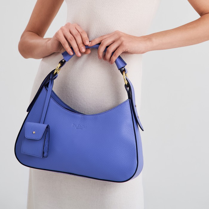 Продукция для женщин фото