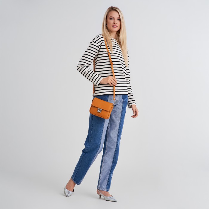 Товар с артикулом 50732S-58 вид сзади