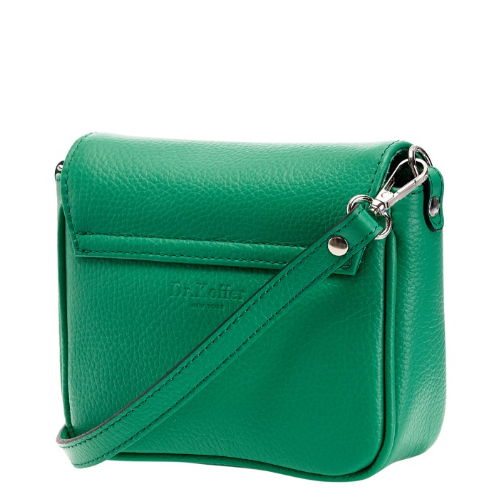 Товар зеленого цвета с внутренней стороны