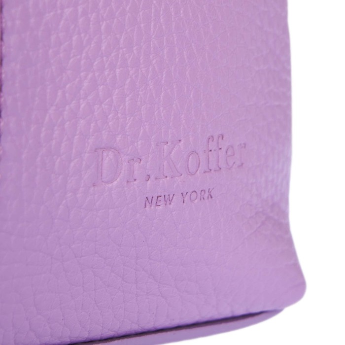 Товар фиолетового цвета с внутренней стороны