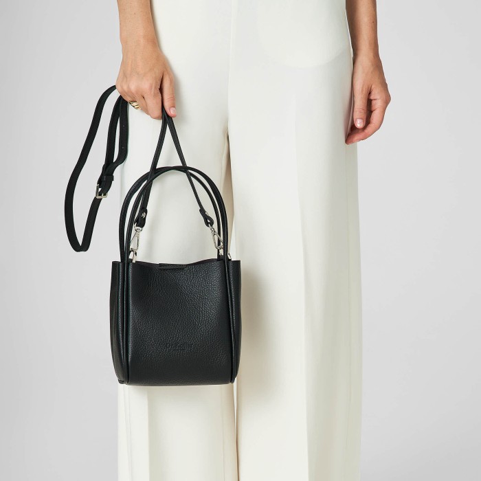 Продукция для женщин фото