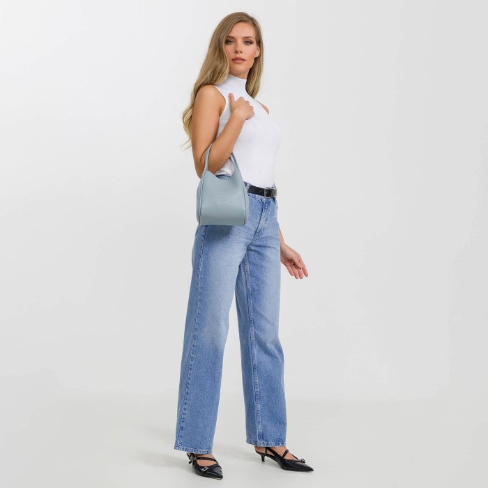 Продукция для женщин фото