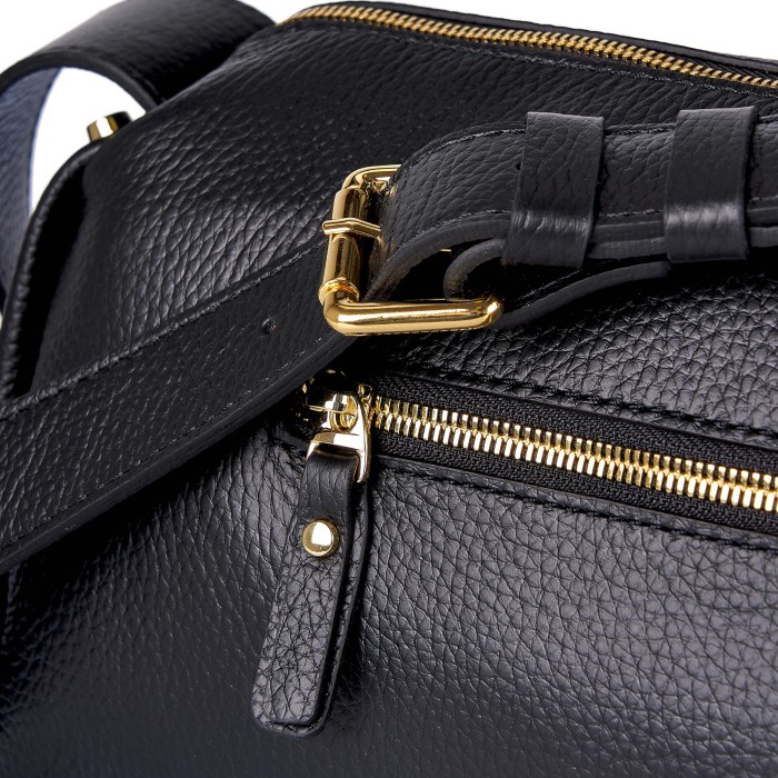 50915s-05 сумка женская по цене 21300 руб вид справа