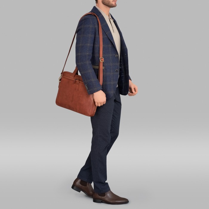 6675-248-05 сумка для документов от бренда dr.koffer вид слева