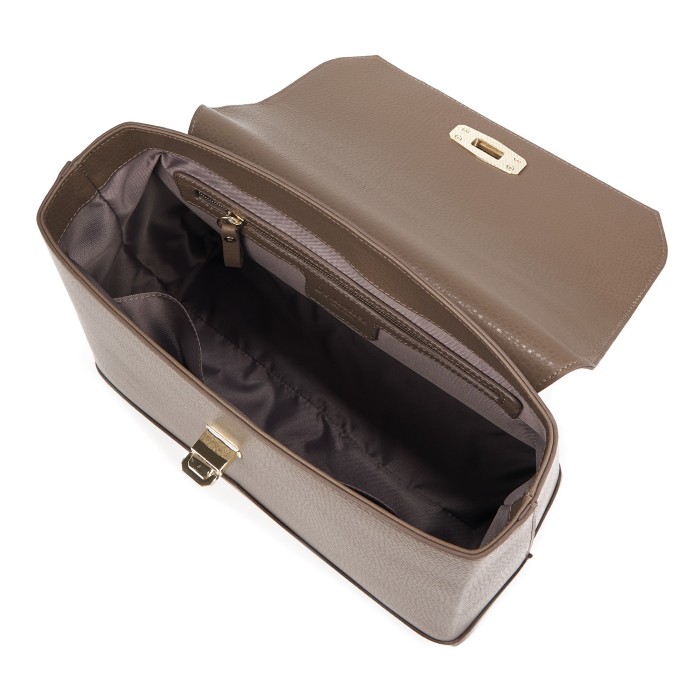 Продукция для женщин фото