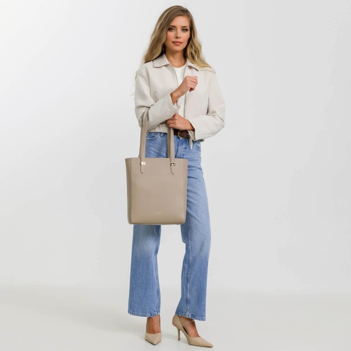 7030br-61 сумка женская от бренда dr.koffer вид слева