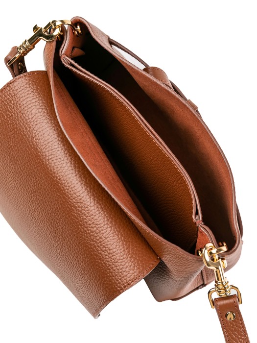 Товар серого цвета с внутренней стороны