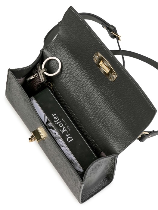 Товар серого цвета с внутренней стороны