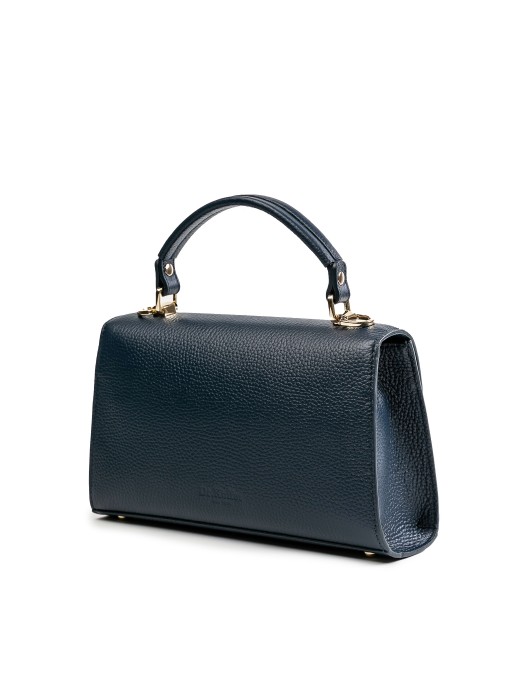 Товар фиолетового цвета с внутренней стороны