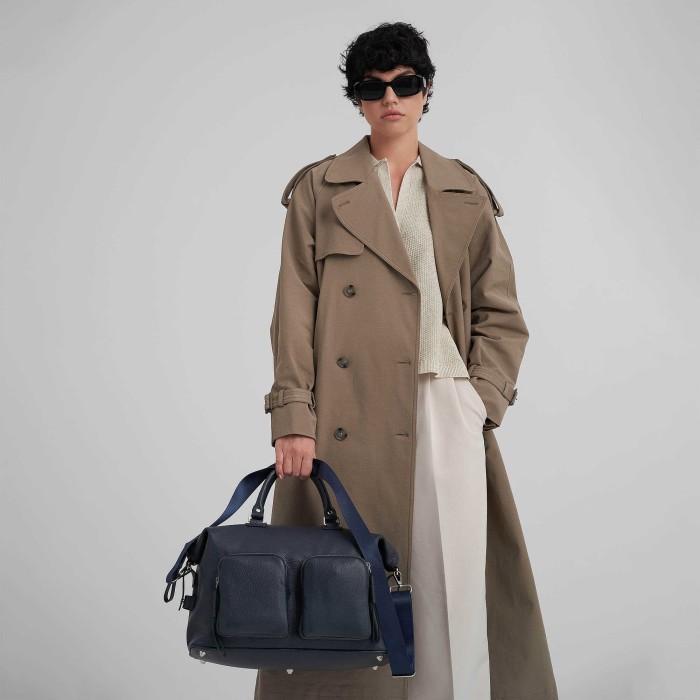 8025s-60 сумка дорожная от бренда dr.koffer вид слева