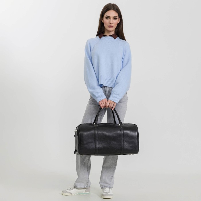 b231970-245-04 сумка дорожная от бренда dr.koffer вид слева