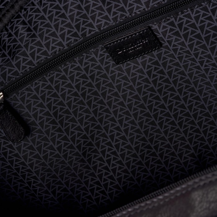 b231970-245-04 сумка дорожная для взрослого возраста с изнаночной стороны